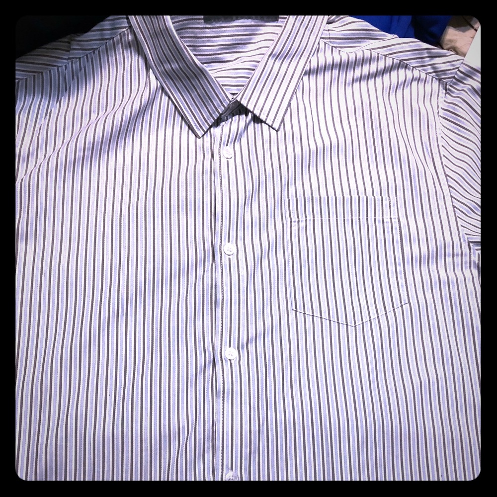 Men’s Sean John long sleeve dress shirt
